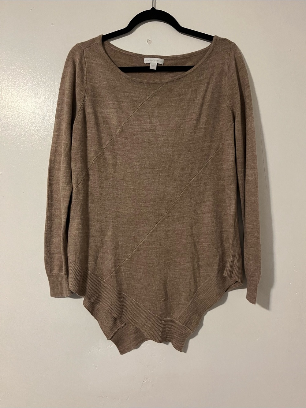 New York & Company Neutral Brown Handkerchief Hem Knit Top